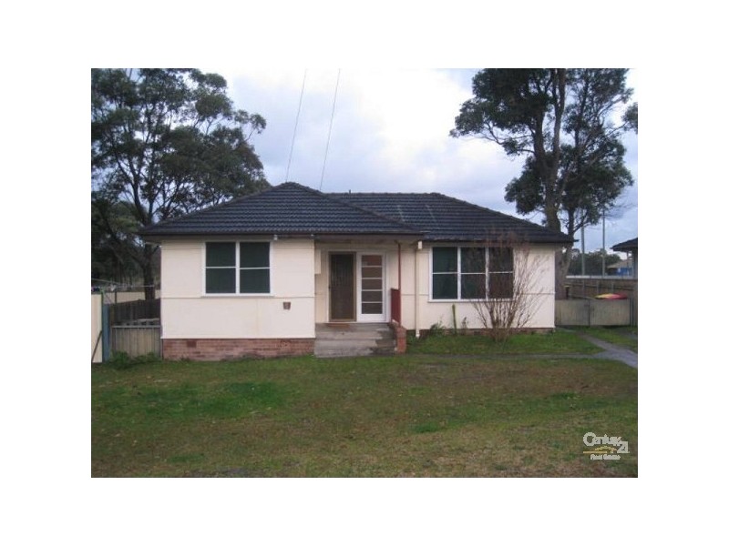 14 Redwood Crescent, Gateshead NSW 2290