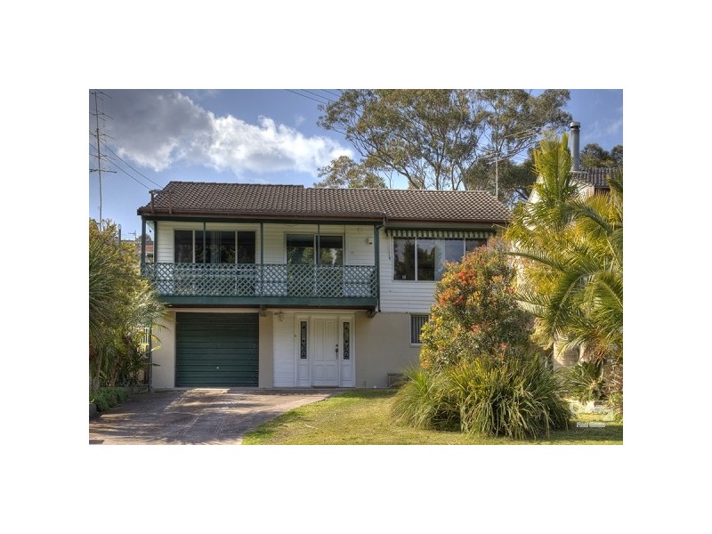 17 Elizabeth Street, Floraville NSW 2280
