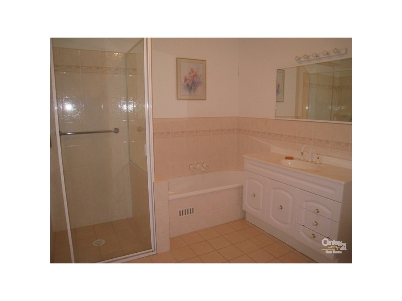 2/96 Kahibah Road, Kahibah NSW 2290