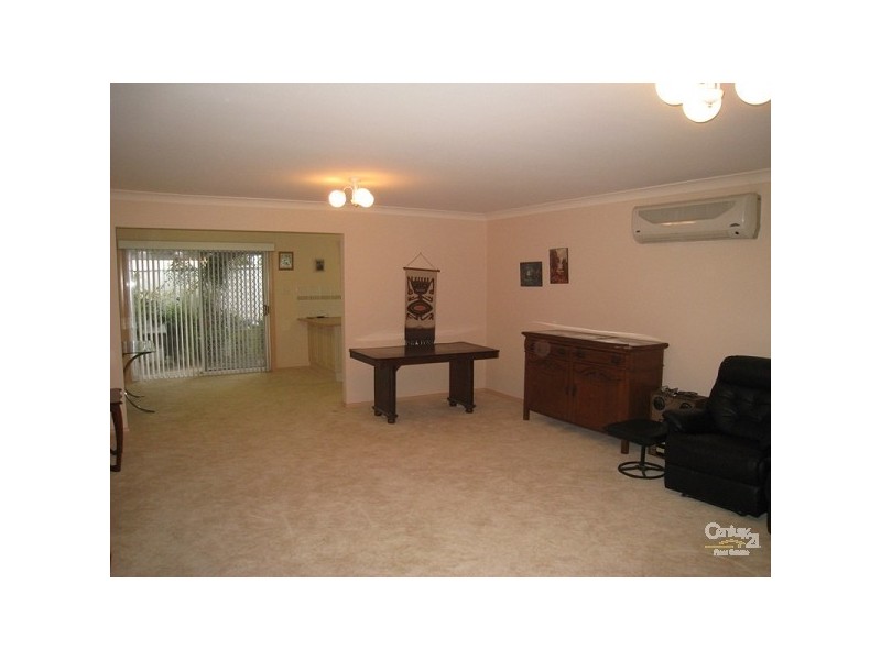 2/96 Kahibah Road, Kahibah NSW 2290