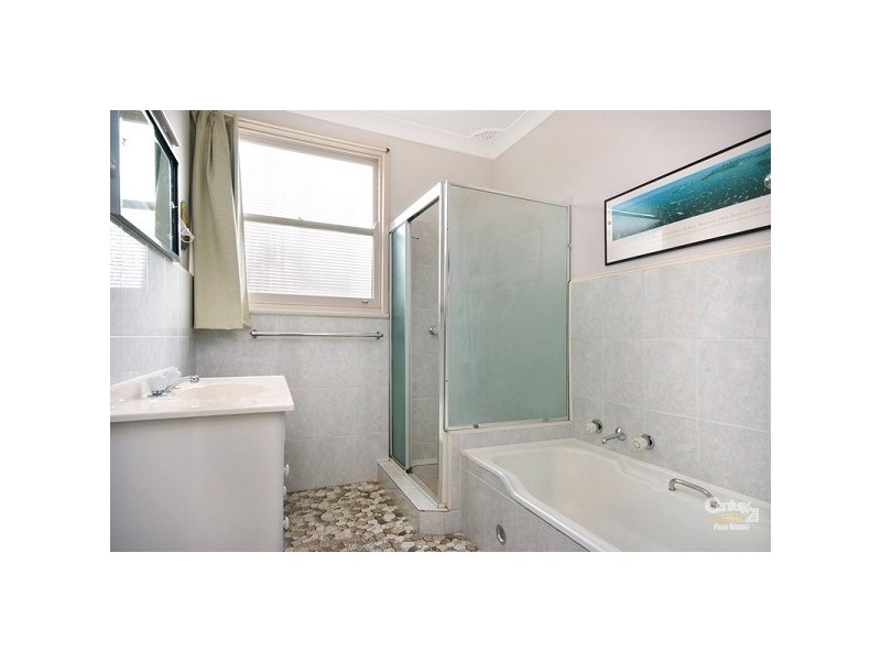 77 Ocean Street, Dudley NSW 2290