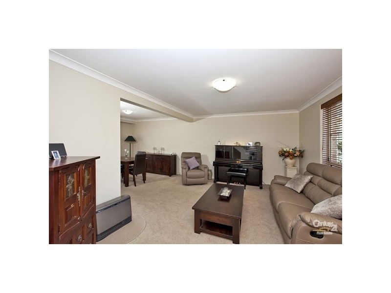 3 Baloo Close, Charlestown NSW 2290