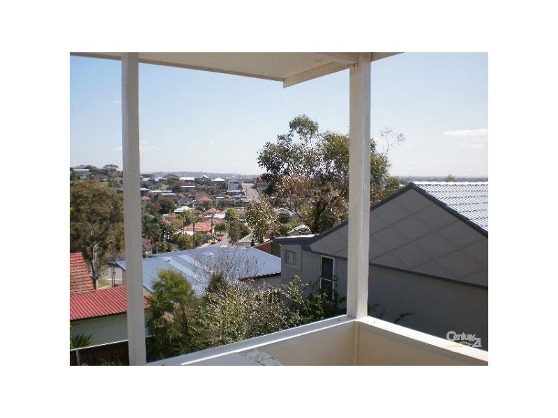 18 Woodward Street, Merewether Heights NSW 2291