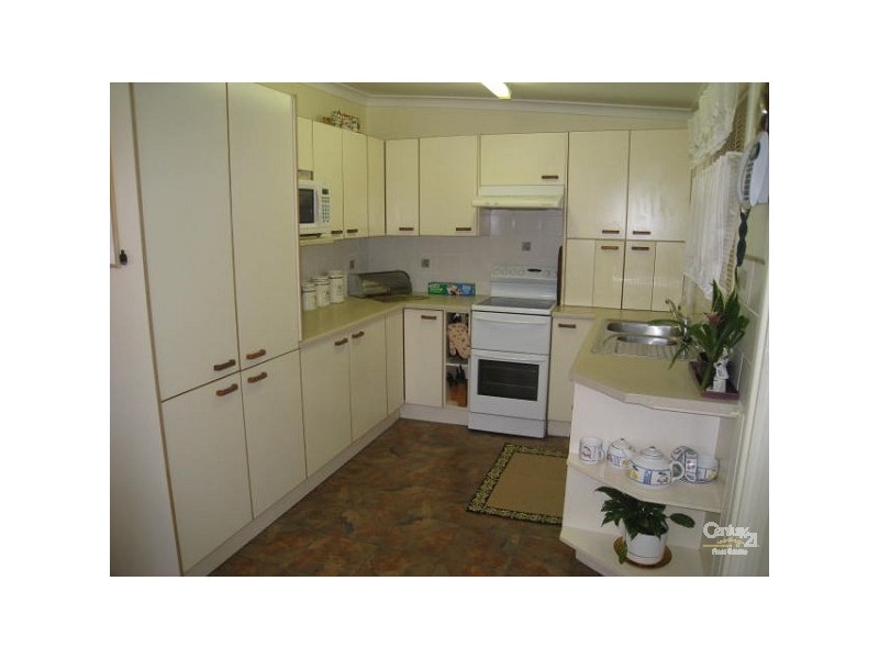 63 Coral Crescent, Gateshead NSW 2290