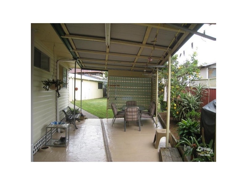 63 Coral Crescent, Gateshead NSW 2290