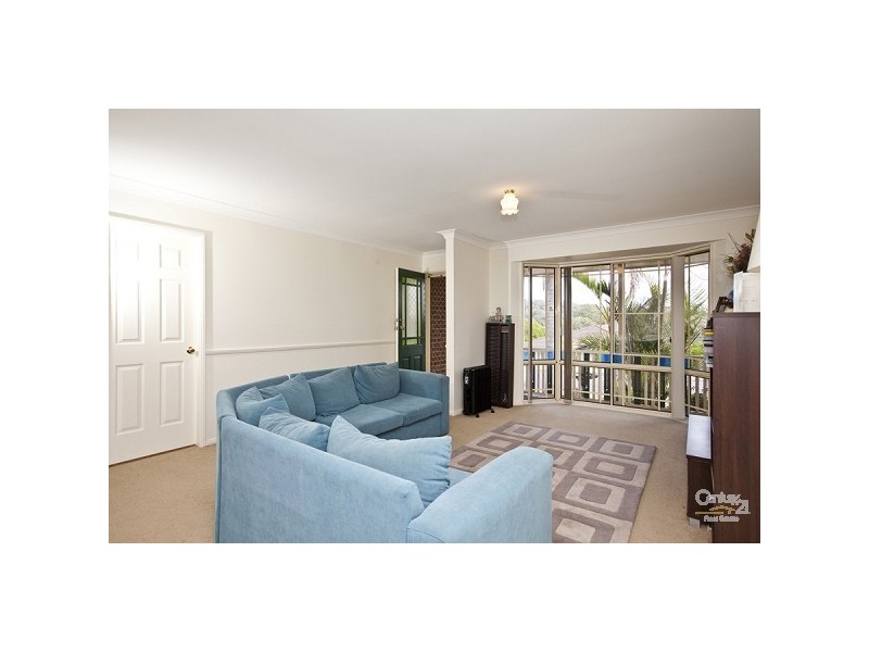 2/7 Pangari Place, Lambton NSW 2299