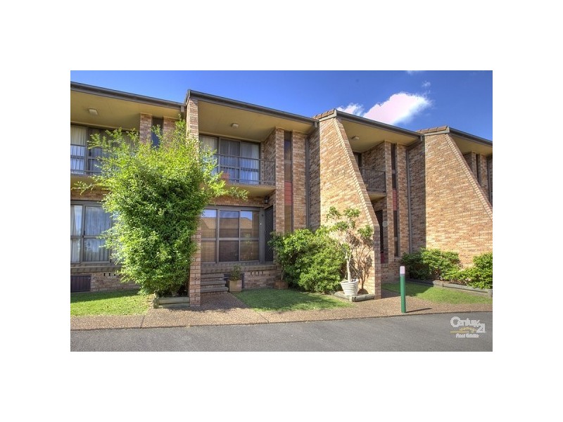 2/7 Hutton Street, Charlestown NSW 2290