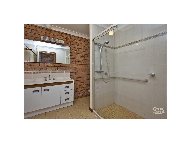 2/7 Hutton Street, Charlestown NSW 2290