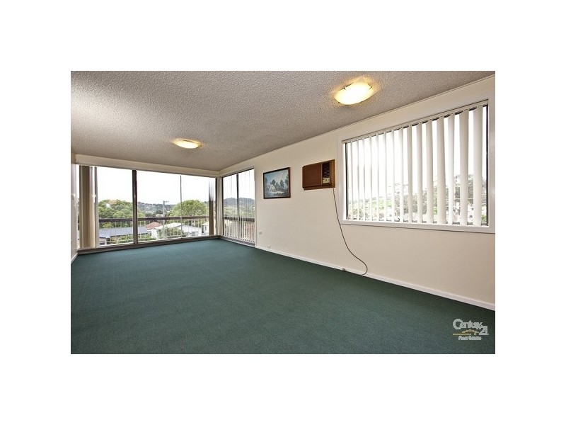 4 OBrien Street, Gateshead NSW 2290