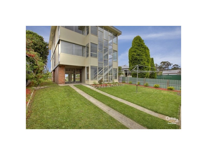 4 OBrien Street, Gateshead NSW 2290