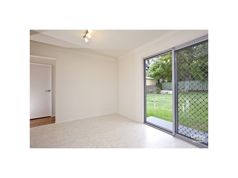 11 Elizabeth Cook Drive, Rankin Park NSW 2287