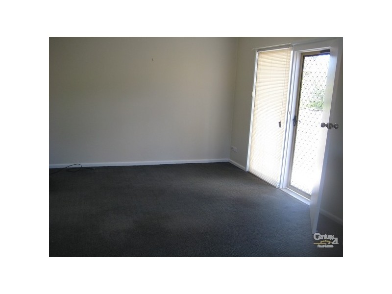 4/8 Clare Street, Glendale NSW 2285