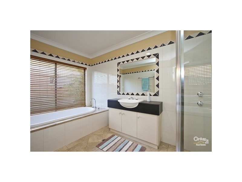 31 Cavalier Crescent, Valentine NSW 2280