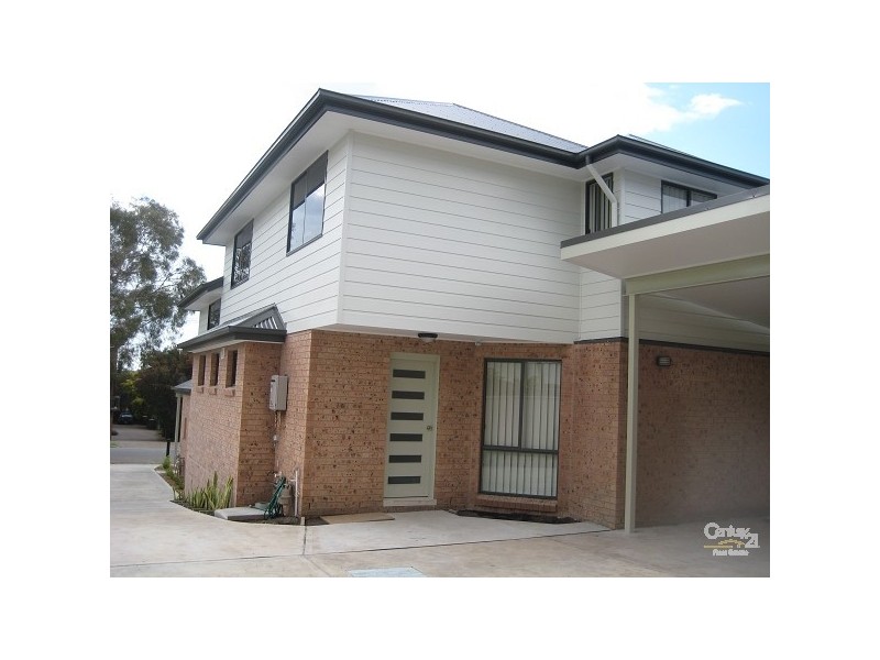 2/137 Teralba Road, Adamstown NSW 2289