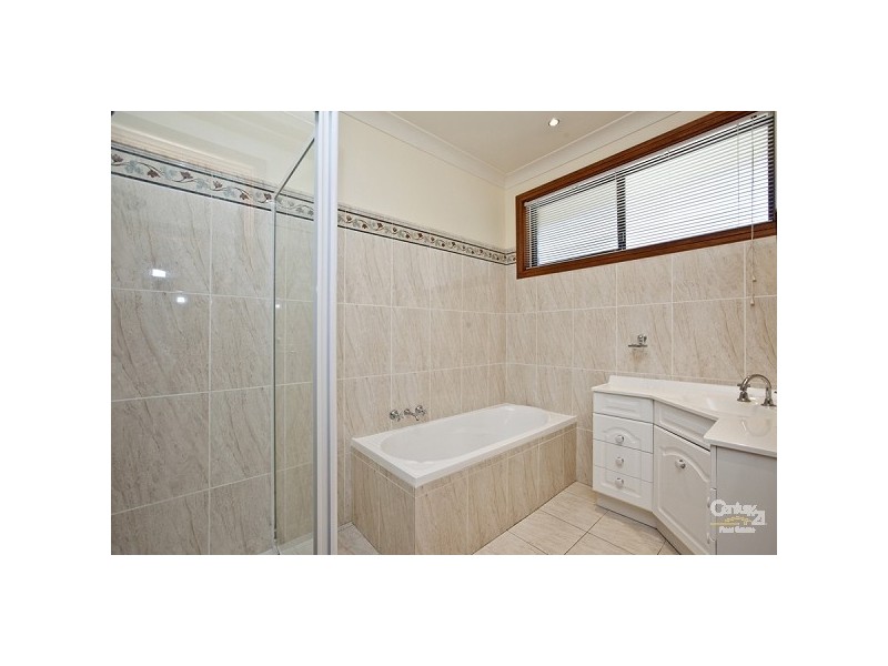 11 Rothbury Street, Eleebana NSW 2282