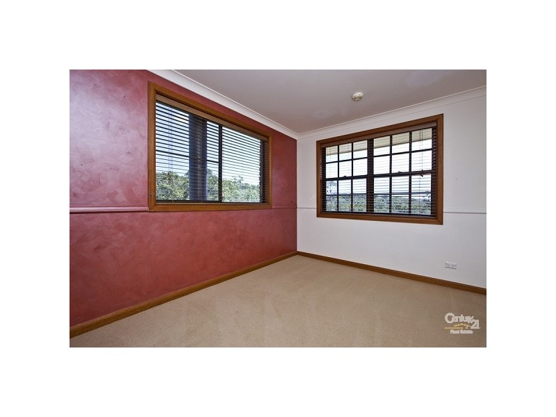 11 Rothbury Street, Eleebana NSW 2282