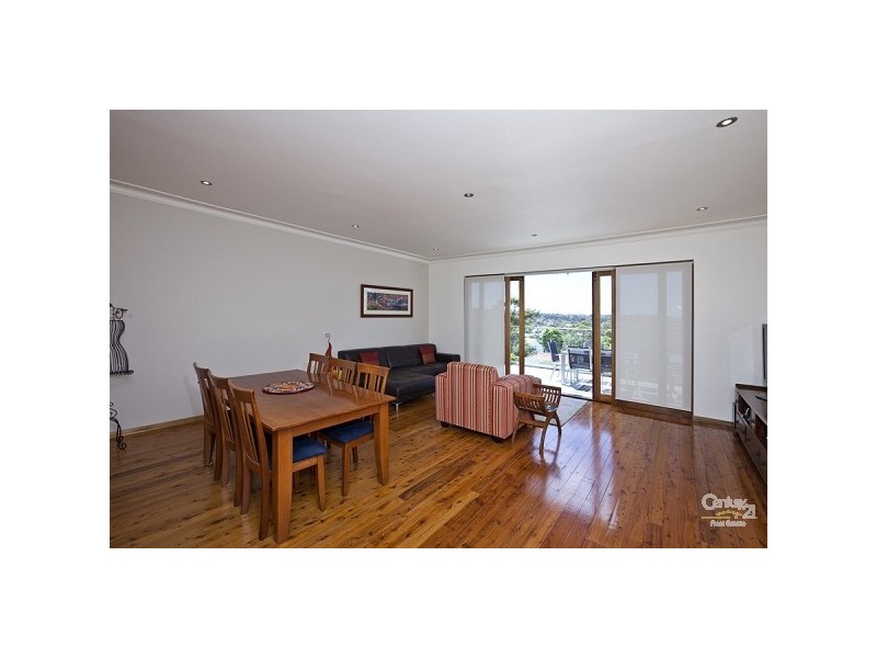 5 Kananook Crescent, Belmont North NSW 2280