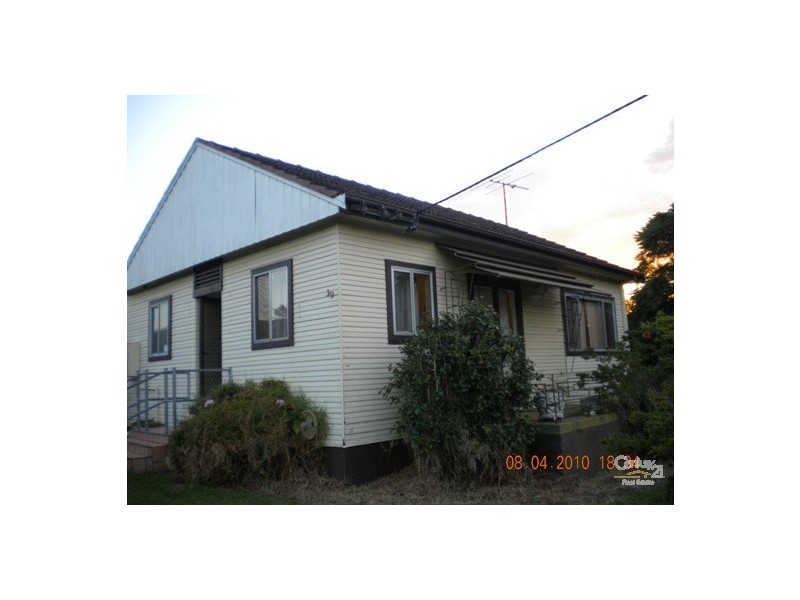 39 Yorston Street, Warners Bay NSW 2282