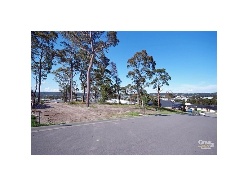 5 Ripon Way, Macquarie Hills NSW 2285