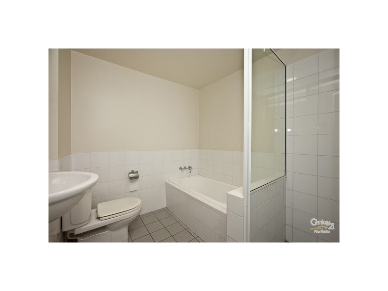 1/16 Newcomen Street, Newcastle NSW 2300