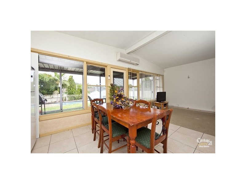 7 Bryson Avenue, Kotara NSW 2289