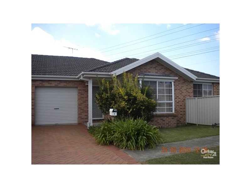 2/34  Walker Street, Warners Bay NSW 2282