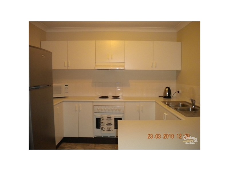 2/34  Walker Street, Warners Bay NSW 2282