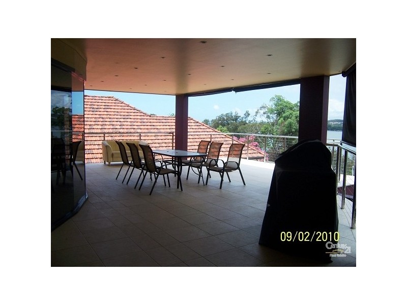 240 The Esplanade, Speers Point NSW 2284