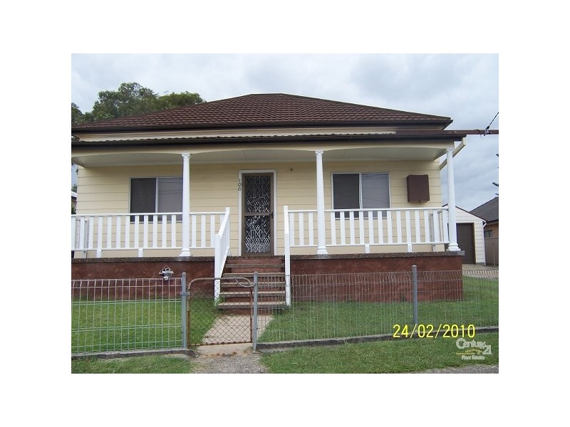 106 Gosford Road, Adamstown NSW 2289