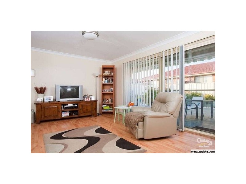 35 Geraldton Drive, Redhead NSW 2290
