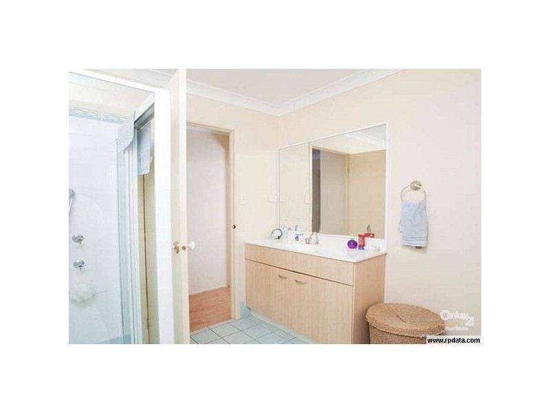 35 Geraldton Drive, Redhead NSW 2290