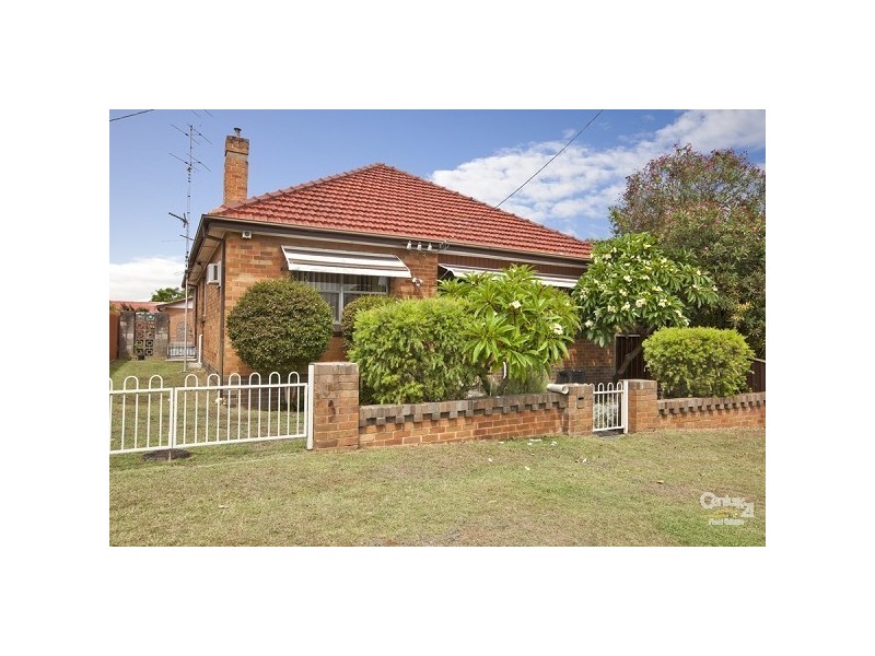 6 Woods Street, Redhead NSW 2290