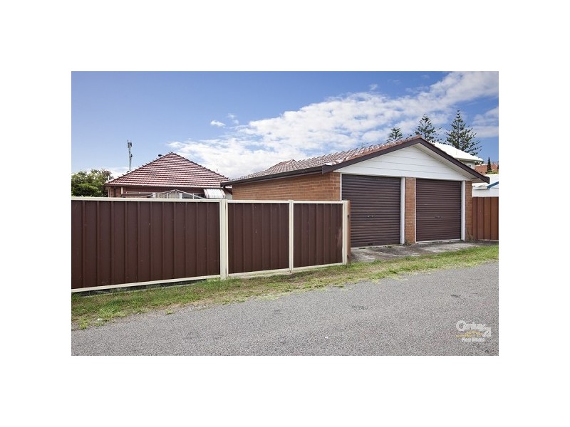 6 Woods Street, Redhead NSW 2290