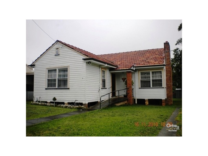 8 Park Street, Charlestown NSW 2290