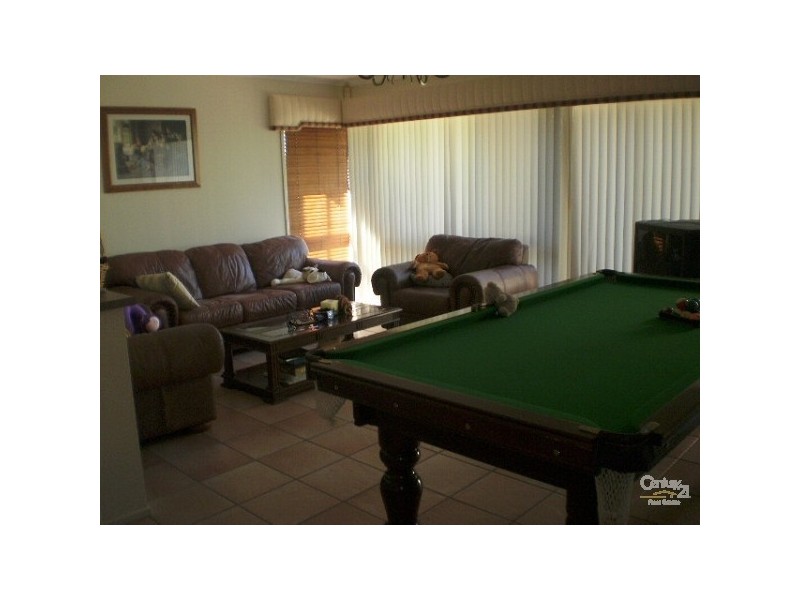 16 St Andrews Way, Fletcher NSW 2287