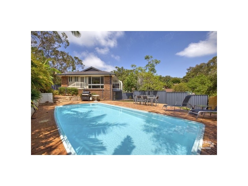 6 Tyrrells Close, Eleebana NSW 2282