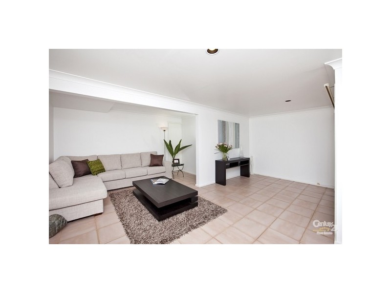 6 Tyrrells Close, Eleebana NSW 2282