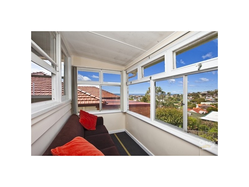 11 Woodward Street, Merewether NSW 2291