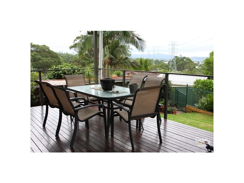 15 Delasala Drive, Macquarie Hills NSW 2285