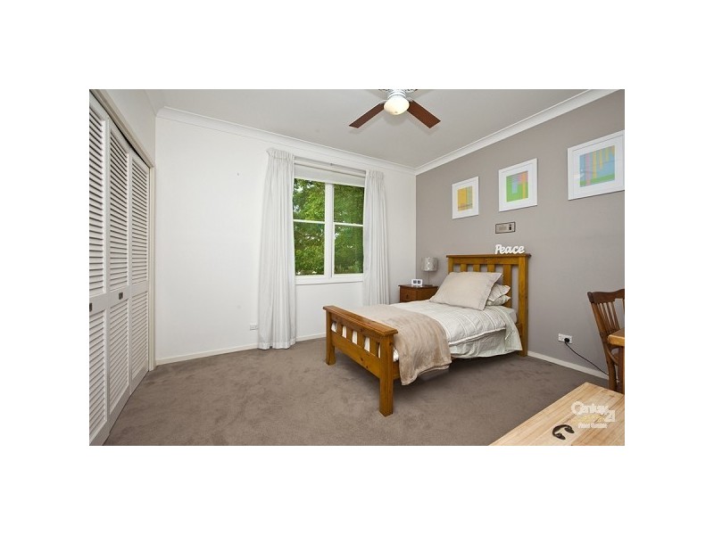 28 Blaxland Road, Macquarie Hills NSW 2285