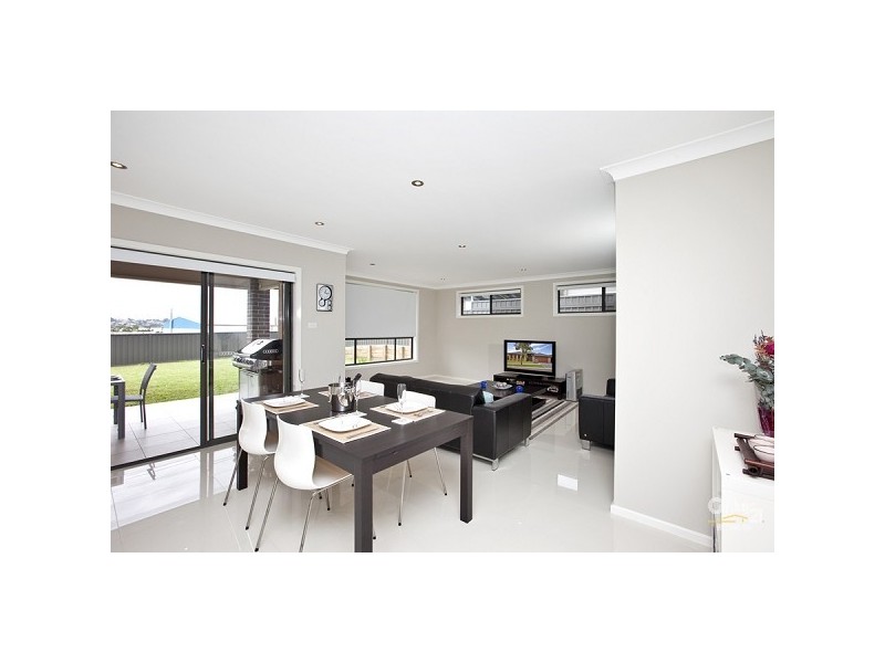 76 Dalmeny Drive, Macquarie Hills NSW 2285