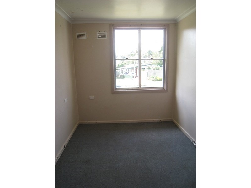 10 Teak Street, Gateshead NSW 2290