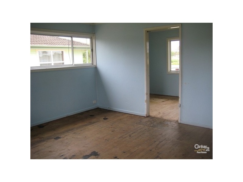 12 Redwood Crescent, Gateshead NSW 2290