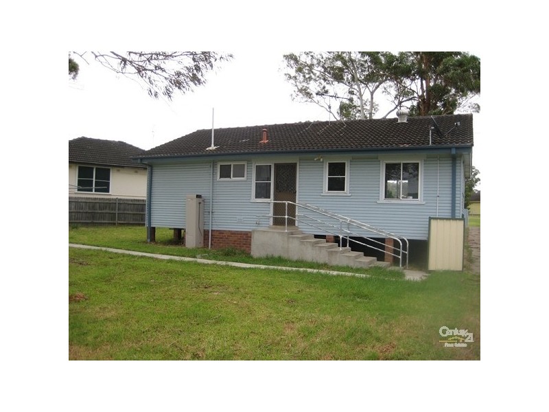 12 Redwood Crescent, Gateshead NSW 2290