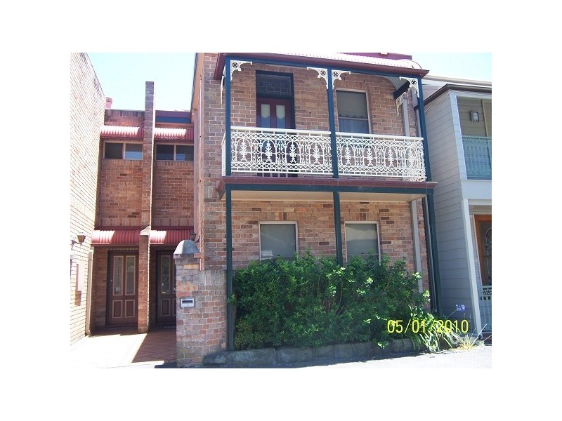34 Brooks Street, Cooks Hill NSW 2300