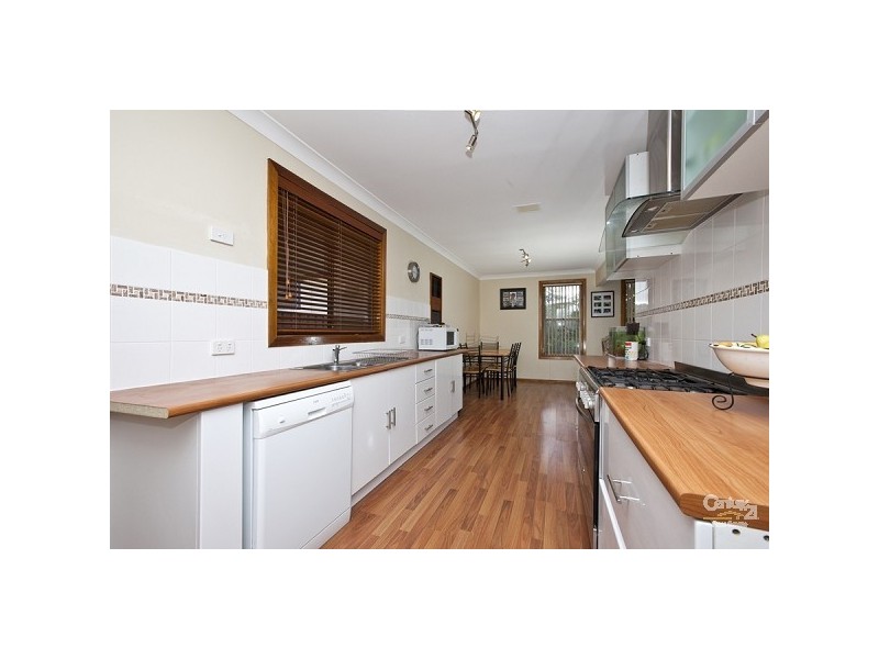 31 Alder Crescent, Gateshead NSW 2290