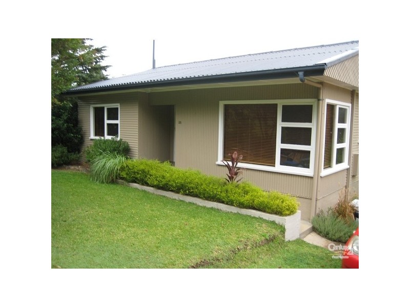 38 Coronation Avenue, Warners Bay NSW 2282