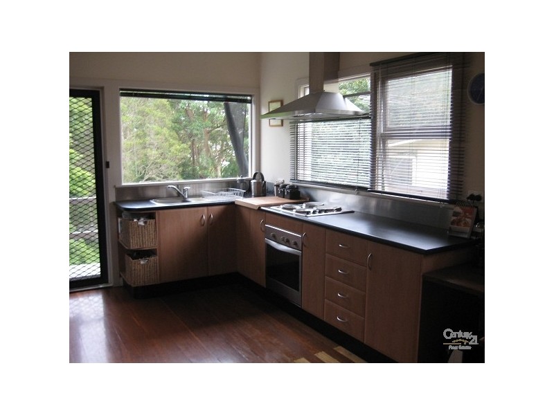 38 Coronation Avenue, Warners Bay NSW 2282