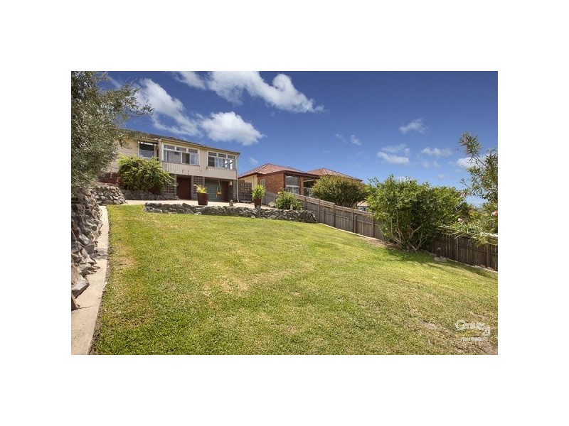 11 Woodward Street, Merewether NSW 2291