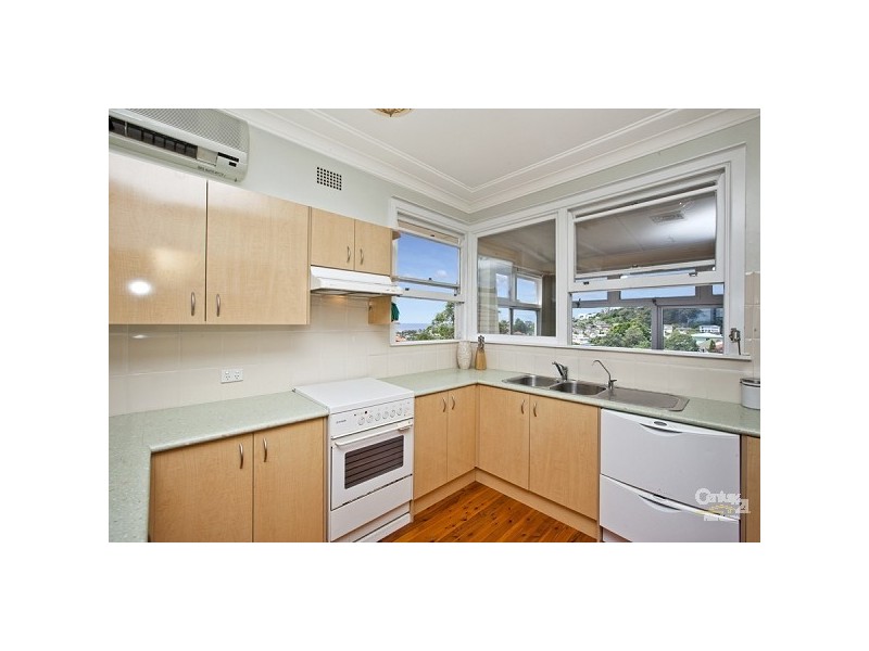 11 Woodward Street, Merewether NSW 2291